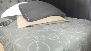 Hot Chick Dildoes her Asshole