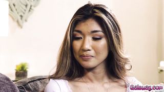 Clara's virgin pussy experienced lesbian sex