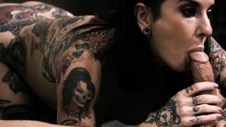 Kenzie Reeves welcomes by Small Hands cock