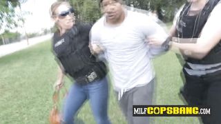 Riding a black criminal in a back alley