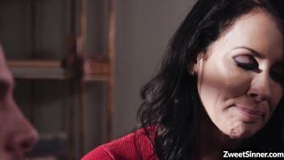 Seductive MILF fucks with a horny cop