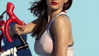 Alexandra Daddario - How to Date Me