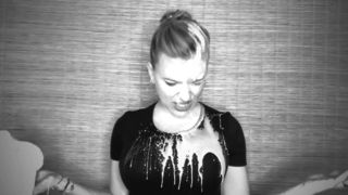 Scarlett Johansson gets slimed (2021)