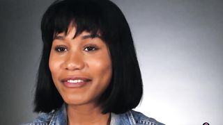 Ebony MILF babe Jenna Foxx shows us how women orgasm