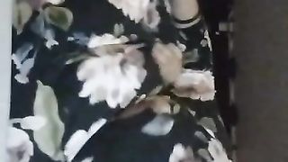 Mi cuñado me coge hasta hacerme gemir, después se la MAMO para que me llene de leche