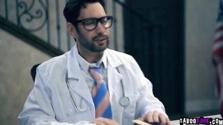 Horny doctor fucking sexy babe patient