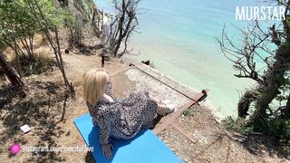 Toma Mur Caught my porn on the beach with a stranger, and we cum before their eyes