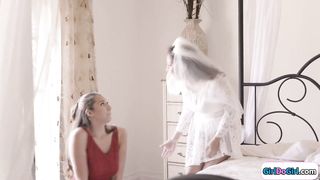 Maid of honor has a quickie with brides