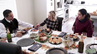 Ava got David's boner on Thanksgiving Day