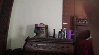 Busty Chick twerking her big juicy ass on cam