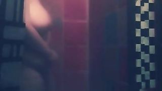 Lonna Wells BBW MILF PERFORMS SHOWER SCENE