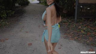 Meet her on the beach