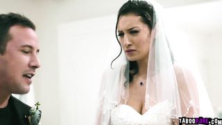 Bella reluctantly had sex with Jessy