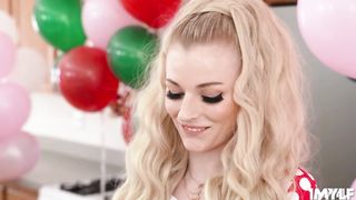 Hyley rides and bounces on Brock's ROD