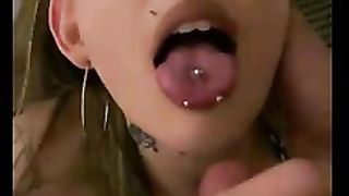 Tatoo girl very hot blowjob