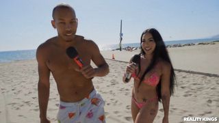 Naughty beach game Smash or Pass