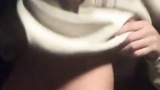 Little whore gets pounded RAW in her Car!!