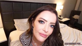 My step mom have a service in hotel room