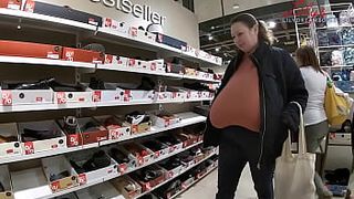 Shopping without a bra