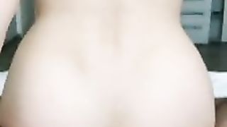 cute teen in her first tinder date