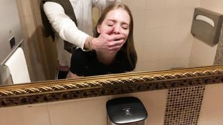 Quick fuck in the gym. Risky public porn with Californiababe.