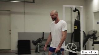 Bald dude analed TS goddess in the gym