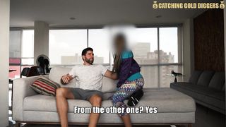 Colombian Bubble Butt Babe Gets Picked Up From The Gym