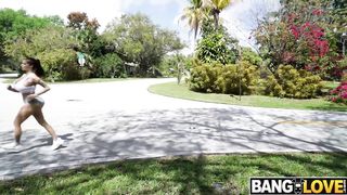 Joslyn James Begging For A Creampie