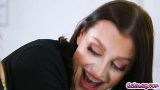 Sovereign and Vera had fun with buttplug