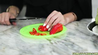 Milu bounces on Oliver's huge pole