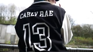 Carly Rae Takes Huge Mouthful Outdoors