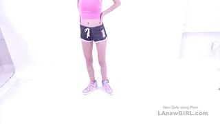 New 18 Girl with skinny body gets fucked