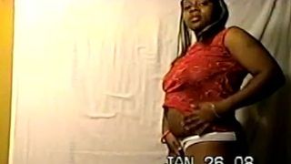 Deliciou$ Cant Stop Twerking And Takes Her Top Off