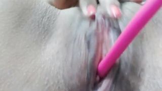 Busty Babe fingering herself upclose