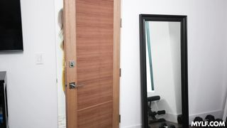 MILF Psychic Assistance