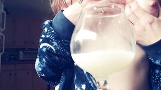 Paysley Claire Relieving my very full breasts