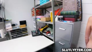 Aspiring actress gets caught shoplifting