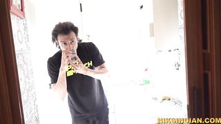 Nargis Fakiri lookalike Indian girl gets her pussy and ass brutally fucked