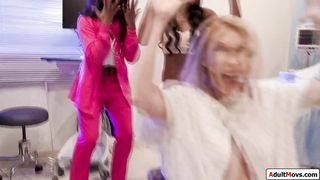 Patient sees his black gf lick a nurse