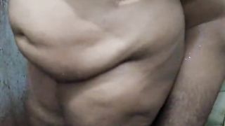 Fucked neighbor hot aunty while taking bath