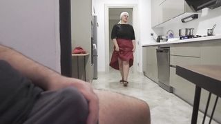 Jerking off while watching my Huge ass Stepmom