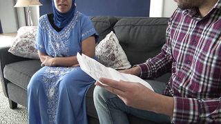Muslim woman gives rimjob during job interview