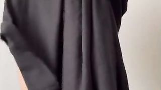 Compilation - hotties flash natural tits