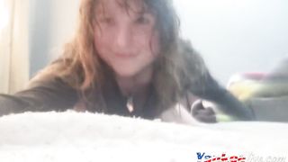 Watch me masturbate my cunt for 10 minutes straight ;)