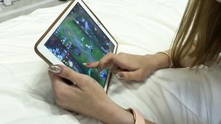 Amateur Girl Fucked While Gaming Russian Porn