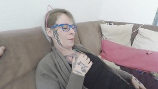 Outdoor pussy creampie on the neighbors car