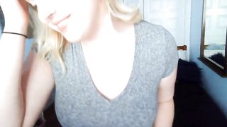 Blonde College chick sucks dick and takes a facial