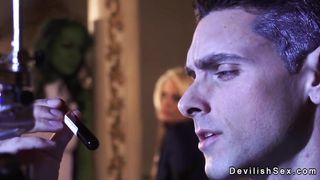 Cosplay lesbian oral with shehulk