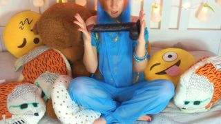 Princess Jasmine made a wish and got a black Aladdin in her pussy