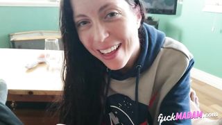 No Make Up Blowjob and Cum SwALLoW